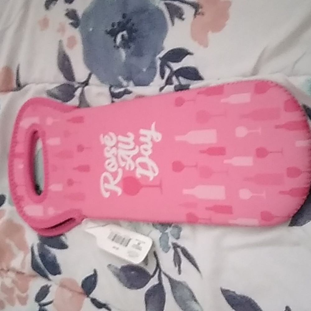 Wine carrier